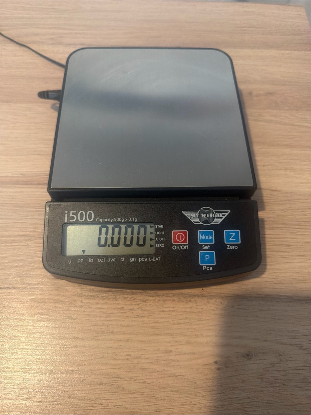 i500 Digital Scale with Gray Stainless Platform